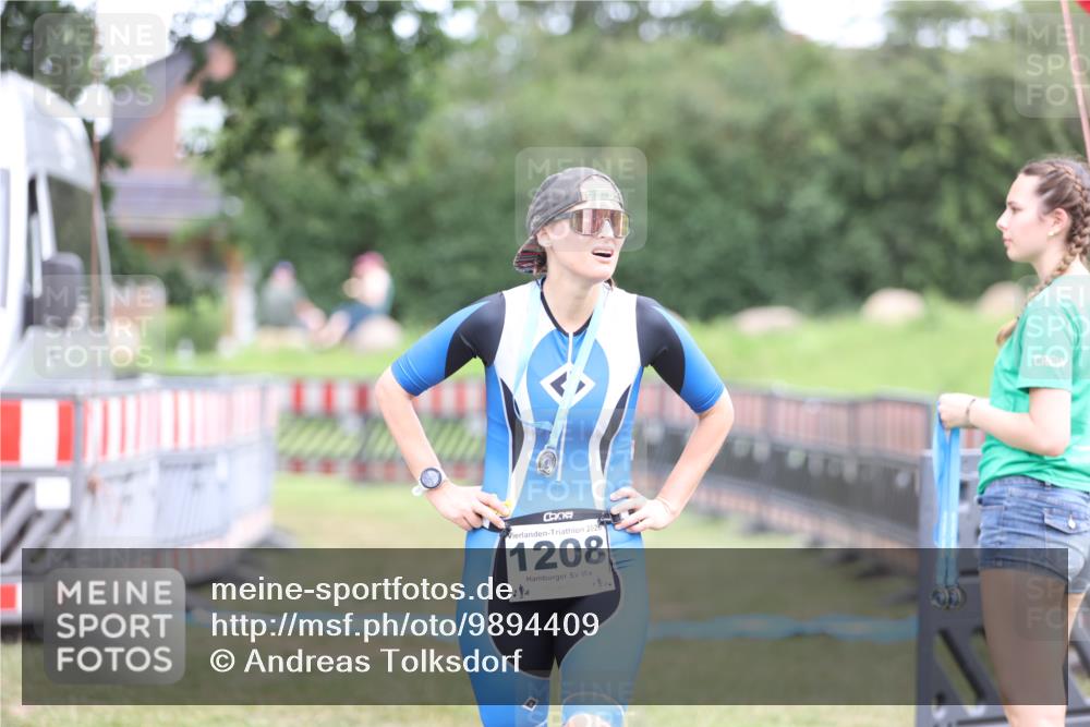21.06.2026 - 29. Vierlanden-Triathlon Andreas Tolksdorf http://msf.ph/oto/9894409 21.06.2026 14:47:32 Ziel  meine-sportfotos.de