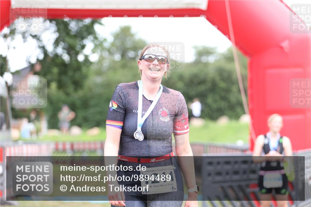 21.06.2026 - 29. Vierlanden-Triathlon Andreas Tolksdorf http://msf.ph/oto/9894489 21.06.2026 14:55:46 Ziel  meine-sportfotos.de