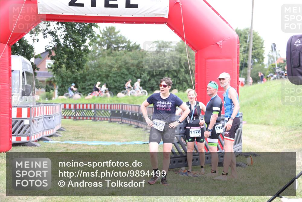 21.06.2026 - 29. Vierlanden-Triathlon Andreas Tolksdorf http://msf.ph/oto/9894499 21.06.2026 14:57:17 Ziel  meine-sportfotos.de