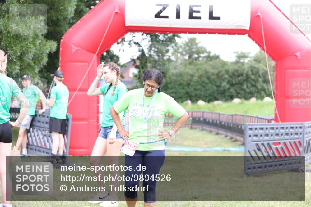 21.06.2026 - 29. Vierlanden-Triathlon Andreas Tolksdorf http://msf.ph/oto/9894526 21.06.2026 15:00:41 Ziel  meine-sportfotos.de