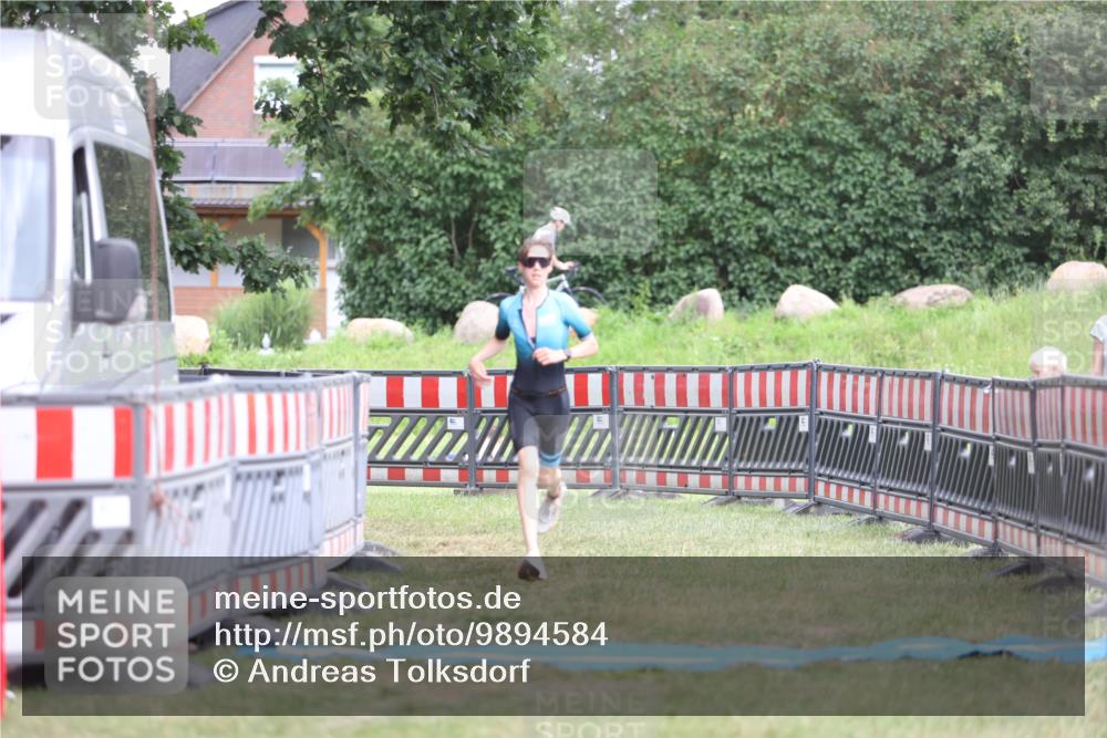 21.06.2026 - 29. Vierlanden-Triathlon Andreas Tolksdorf http://msf.ph/oto/9894584 21.06.2026 15:05:31 Ziel 1252, 1252 meine-sportfotos.de