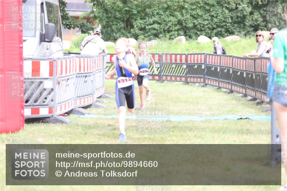 21.06.2026 - 29. Vierlanden-Triathlon Andreas Tolksdorf http://msf.ph/oto/9894660 21.06.2026 15:07:18 Ziel 1296, 1312, 1328, 1296, 1312, 1328 meine-sportfotos.de