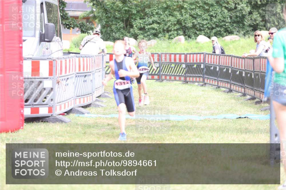 21.06.2026 - 29. Vierlanden-Triathlon Andreas Tolksdorf http://msf.ph/oto/9894661 21.06.2026 15:07:19 Ziel 1296, 1312, 1328, 1296, 1312, 1328 meine-sportfotos.de