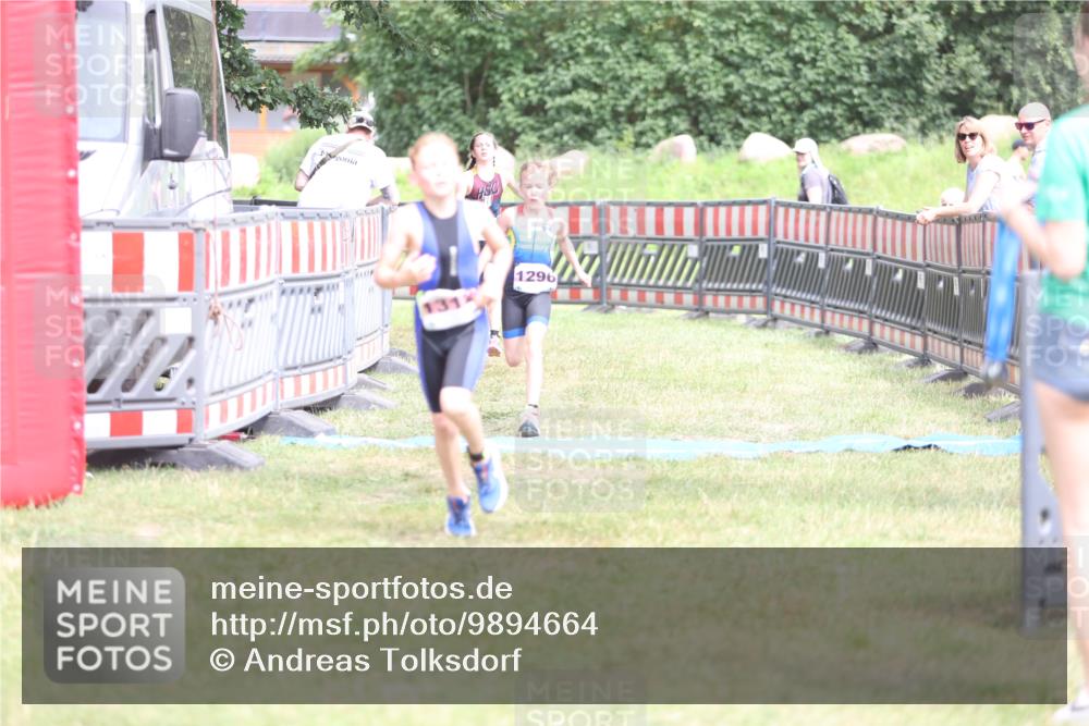 21.06.2026 - 29. Vierlanden-Triathlon Andreas Tolksdorf http://msf.ph/oto/9894664 21.06.2026 15:07:19 Ziel 1296, 1312, 1328, 1296, 1312, 1328 meine-sportfotos.de