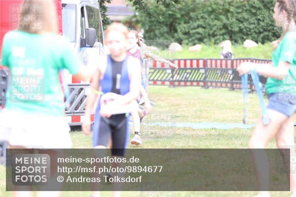 21.06.2026 - 29. Vierlanden-Triathlon Andreas Tolksdorf http://msf.ph/oto/9894677 21.06.2026 15:07:21 Ziel 1251, 1296, 1312, 1328, 1251, 1296, 1312, 1328 meine-sportfotos.de