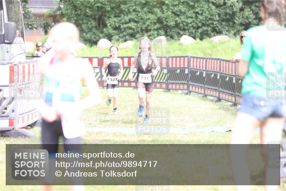 21.06.2026 - 29. Vierlanden-Triathlon Andreas Tolksdorf http://msf.ph/oto/9894717 21.06.2026 15:07:40 Ziel 1272, 1276, 1313, 1330, 1333, 1272, 1276, 1313, 1330, 1333 meine-sportfotos.de