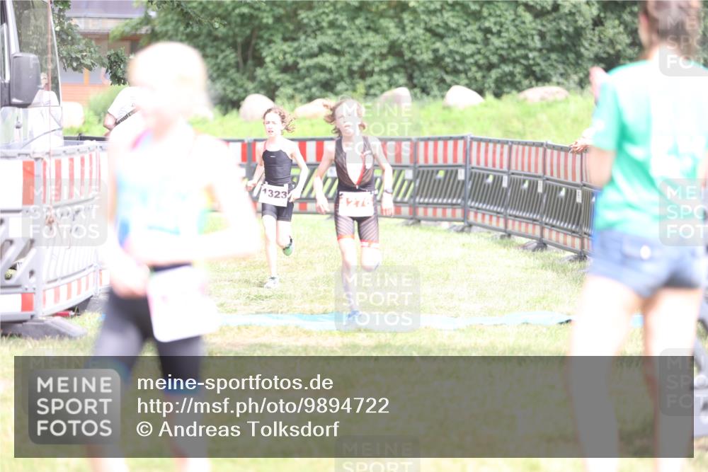 21.06.2026 - 29. Vierlanden-Triathlon Andreas Tolksdorf http://msf.ph/oto/9894722 21.06.2026 15:07:40 Ziel 1272, 1276, 1313, 1330, 1333, 1272, 1276, 1313, 1330, 1333 meine-sportfotos.de