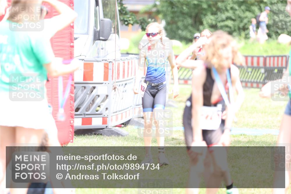 21.06.2026 - 29. Vierlanden-Triathlon Andreas Tolksdorf http://msf.ph/oto/9894734 21.06.2026 15:07:47 Ziel 1272, 1276, 1284, 1313, 1333, 1272, 1276, 1284, 1313, 1333 meine-sportfotos.de