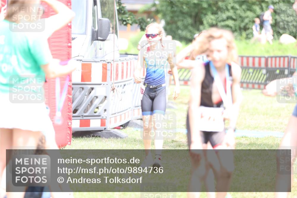 21.06.2026 - 29. Vierlanden-Triathlon Andreas Tolksdorf http://msf.ph/oto/9894736 21.06.2026 15:07:47 Ziel 1272, 1276, 1284, 1313, 1333, 1272, 1276, 1284, 1313, 1333 meine-sportfotos.de