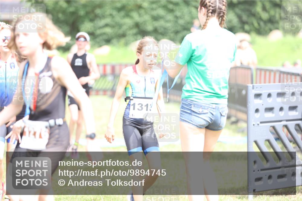 21.06.2026 - 29. Vierlanden-Triathlon Andreas Tolksdorf http://msf.ph/oto/9894745 21.06.2026 15:07:49 Ziel 1272, 1284, 1313, 1333, 1272, 1284, 1313, 1333 meine-sportfotos.de