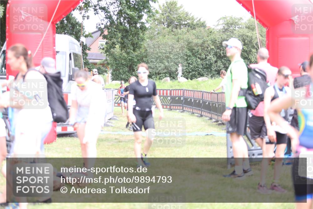 21.06.2026 - 29. Vierlanden-Triathlon Andreas Tolksdorf http://msf.ph/oto/9894793 21.06.2026 15:08:50 Ziel 1231, 1254, 1265, 1297, 1231, 1254, 1265, 1297 meine-sportfotos.de