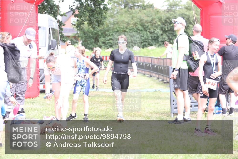 21.06.2026 - 29. Vierlanden-Triathlon Andreas Tolksdorf http://msf.ph/oto/9894798 21.06.2026 15:08:51 Ziel 1231, 1254, 1297, 1231, 1254, 1297 meine-sportfotos.de