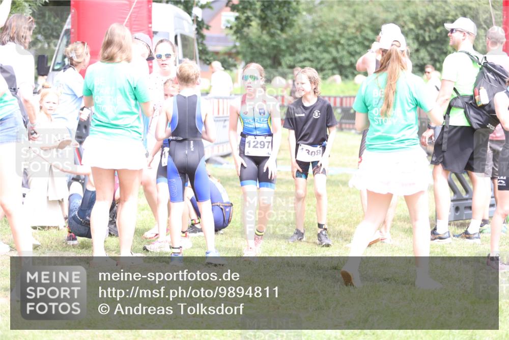 21.06.2026 - 29. Vierlanden-Triathlon Andreas Tolksdorf http://msf.ph/oto/9894811 21.06.2026 15:08:58 Ziel 1254, 1297, 1254, 1297 meine-sportfotos.de