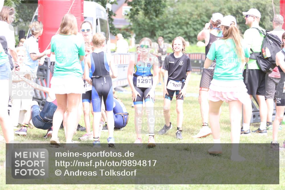 21.06.2026 - 29. Vierlanden-Triathlon Andreas Tolksdorf http://msf.ph/oto/9894817 21.06.2026 15:08:59 Ziel 1254, 1297, 1254, 1297 meine-sportfotos.de