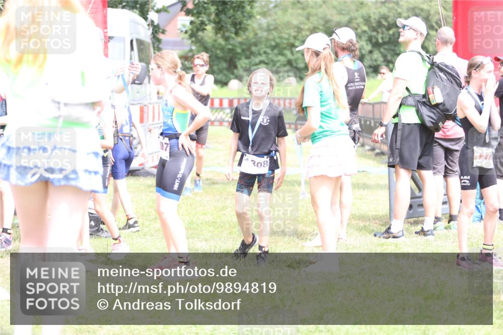 21.06.2026 - 29. Vierlanden-Triathlon Andreas Tolksdorf http://msf.ph/oto/9894819 21.06.2026 15:09:01 Ziel 1254, 1254 meine-sportfotos.de