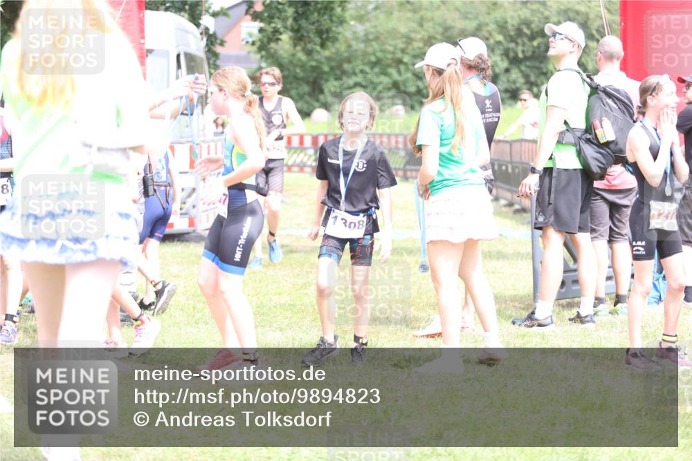 21.06.2026 - 29. Vierlanden-Triathlon Andreas Tolksdorf http://msf.ph/oto/9894823 21.06.2026 15:09:02 Ziel 1254, 1254 meine-sportfotos.de