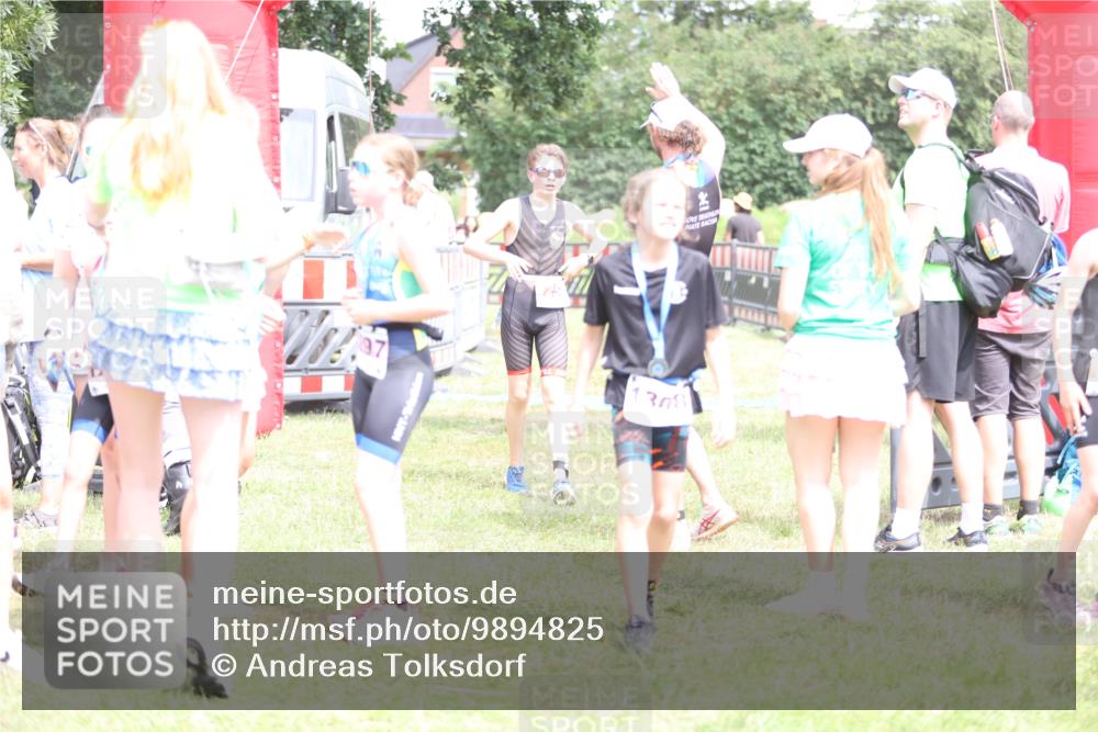 21.06.2026 - 29. Vierlanden-Triathlon Andreas Tolksdorf http://msf.ph/oto/9894825 21.06.2026 15:09:03 Ziel 1254, 1254 meine-sportfotos.de