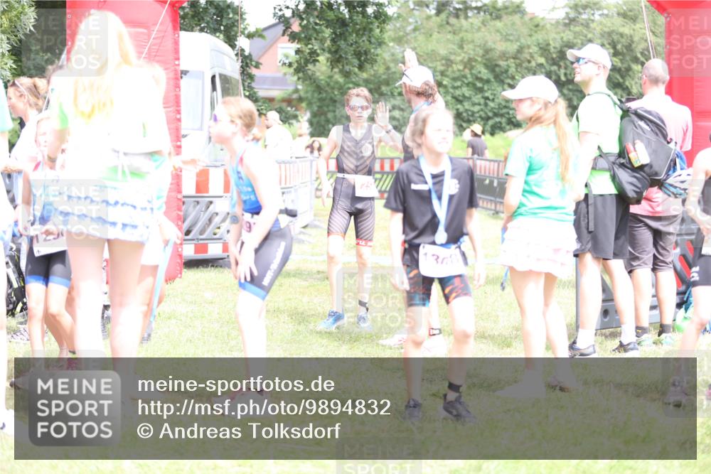 21.06.2026 - 29. Vierlanden-Triathlon Andreas Tolksdorf http://msf.ph/oto/9894832 21.06.2026 15:09:03 Ziel 1254, 1254 meine-sportfotos.de