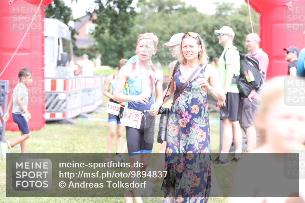 21.06.2026 - 29. Vierlanden-Triathlon Andreas Tolksdorf http://msf.ph/oto/9894837 21.06.2026 15:09:20 Ziel 1302, 1302 meine-sportfotos.de