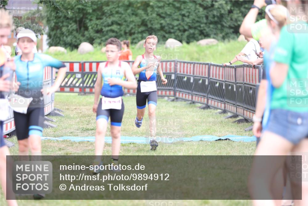 21.06.2026 - 29. Vierlanden-Triathlon Andreas Tolksdorf http://msf.ph/oto/9894912 21.06.2026 15:10:25 Ziel 1287, 1334, 1287, 1334 meine-sportfotos.de