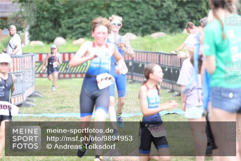 21.06.2026 - 29. Vierlanden-Triathlon Andreas Tolksdorf http://msf.ph/oto/9894953 21.06.2026 15:10:52 Ziel 1233, 1273, 1305, 1311, 1321, 1233, 1273, 1305, 1311, 1321 meine-sportfotos.de