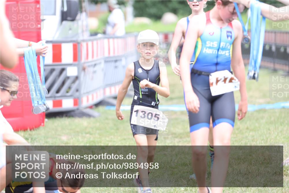 21.06.2026 - 29. Vierlanden-Triathlon Andreas Tolksdorf http://msf.ph/oto/9894958 21.06.2026 15:10:54 Ziel 1233, 1273, 1305, 1311, 1321, 1233, 1273, 1305, 1311, 1321 meine-sportfotos.de