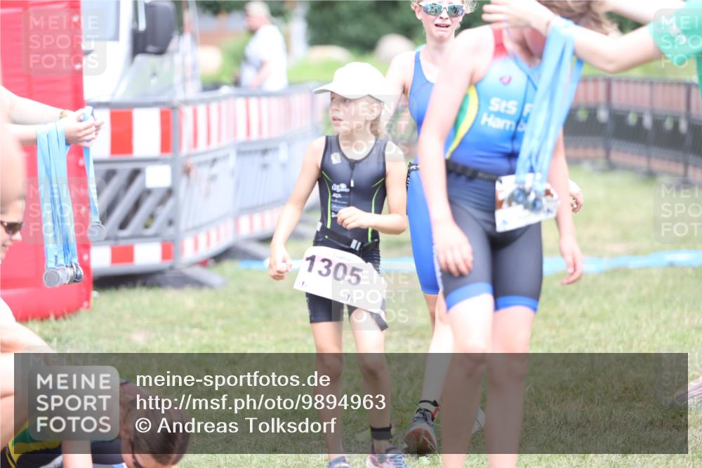 21.06.2026 - 29. Vierlanden-Triathlon Andreas Tolksdorf http://msf.ph/oto/9894963 21.06.2026 15:10:54 Ziel 1233, 1273, 1305, 1311, 1321, 1233, 1273, 1305, 1311, 1321 meine-sportfotos.de