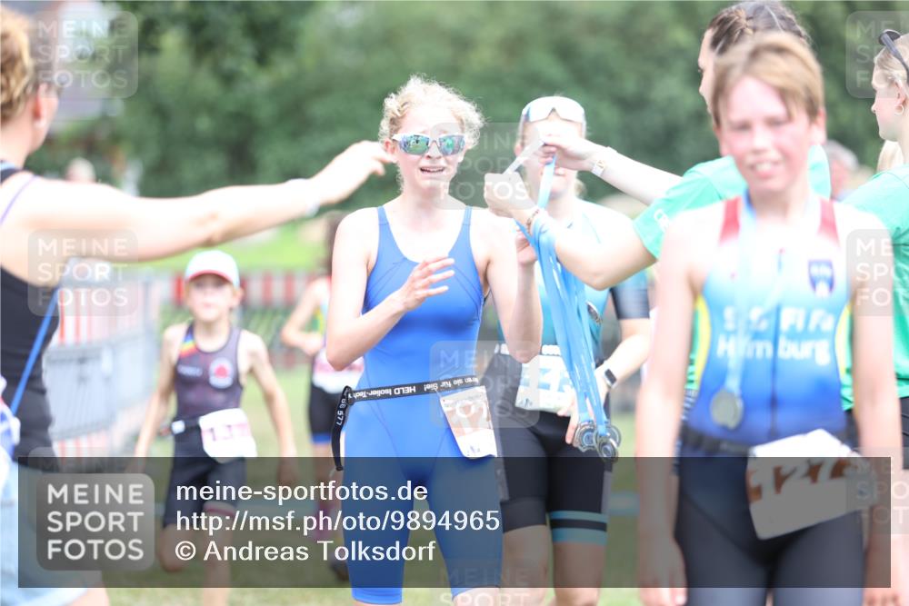 21.06.2026 - 29. Vierlanden-Triathlon Andreas Tolksdorf http://msf.ph/oto/9894965 21.06.2026 15:10:56 Ziel 1233, 1273, 1305, 1311, 1321, 1233, 1273, 1305, 1311, 1321 meine-sportfotos.de