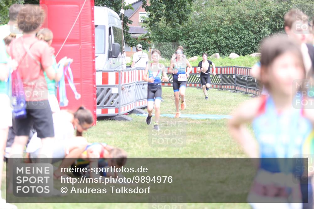 21.06.2026 - 29. Vierlanden-Triathlon Andreas Tolksdorf http://msf.ph/oto/9894976 21.06.2026 15:11:16 Ziel 1230, 1244, 1257, 1275, 1288, 1332, 1230, 1244, 1257, 1275, 1288, 1332 meine-sportfotos.de