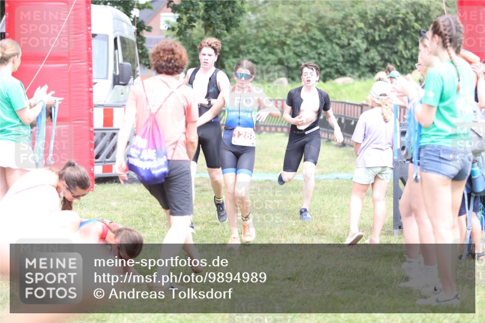 21.06.2026 - 29. Vierlanden-Triathlon Andreas Tolksdorf http://msf.ph/oto/9894989 21.06.2026 15:11:19 Ziel 1230, 1244, 1257, 1275, 1288, 1332, 1230, 1244, 1257, 1275, 1288, 1332 meine-sportfotos.de