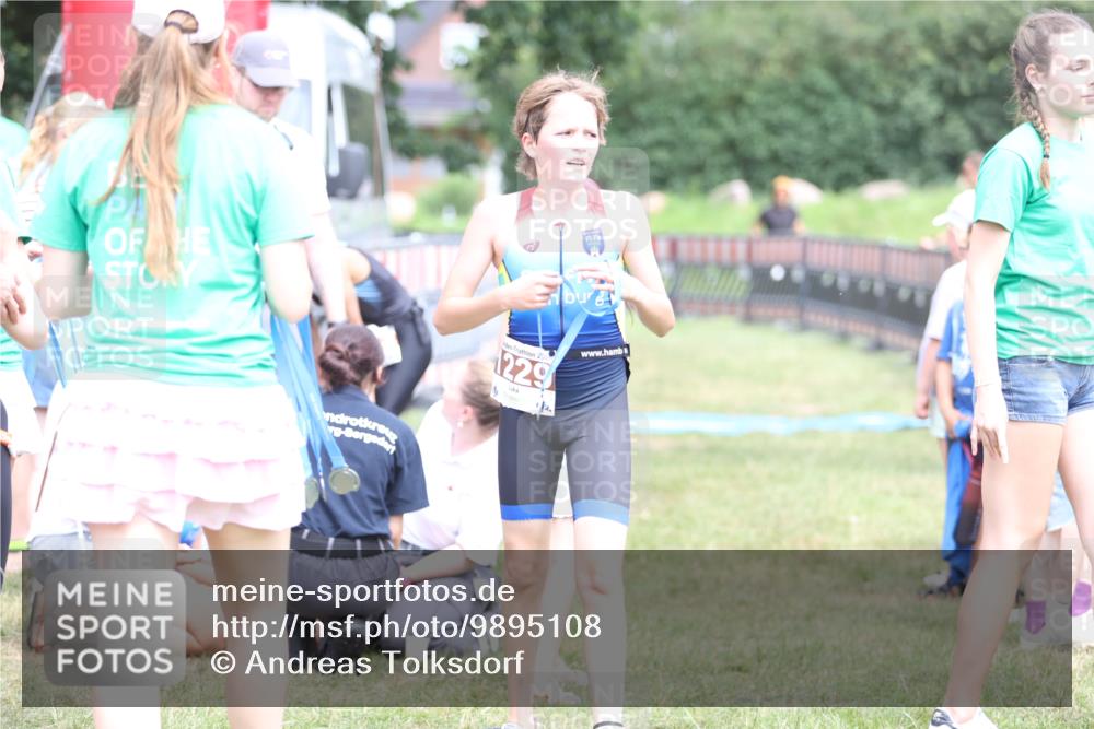21.06.2026 - 29. Vierlanden-Triathlon Andreas Tolksdorf http://msf.ph/oto/9895108 21.06.2026 15:13:29 Ziel 1229, 1253, 1261, 1310, 1229, 1253, 1261, 1310 meine-sportfotos.de