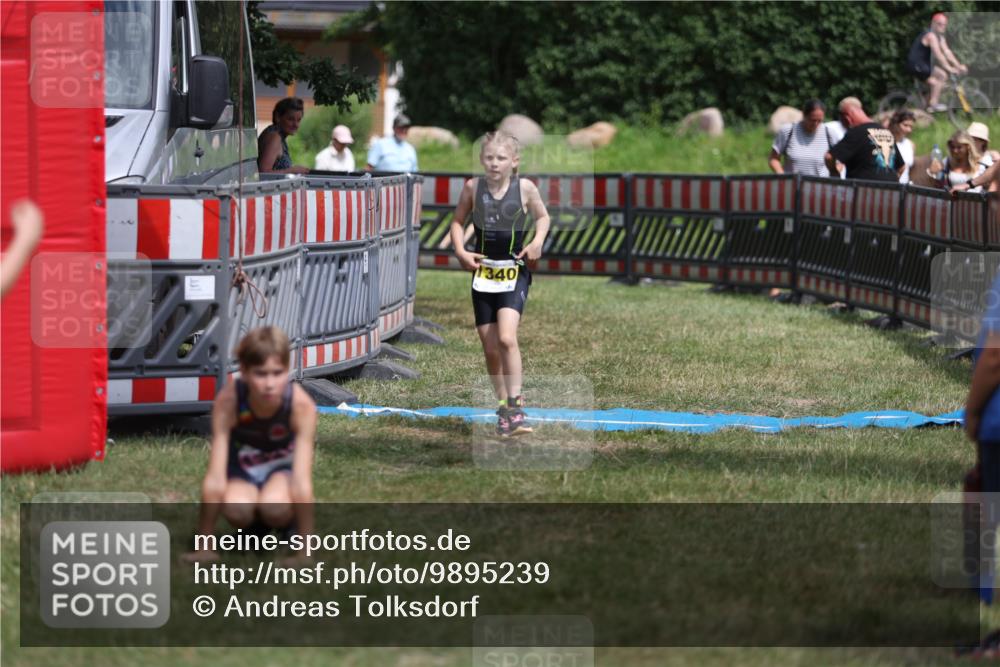 21.06.2026 - 29. Vierlanden-Triathlon Andreas Tolksdorf http://msf.ph/oto/9895239 21.06.2026 15:14:45 Ziel 1326, 1340, 1326, 1340 meine-sportfotos.de