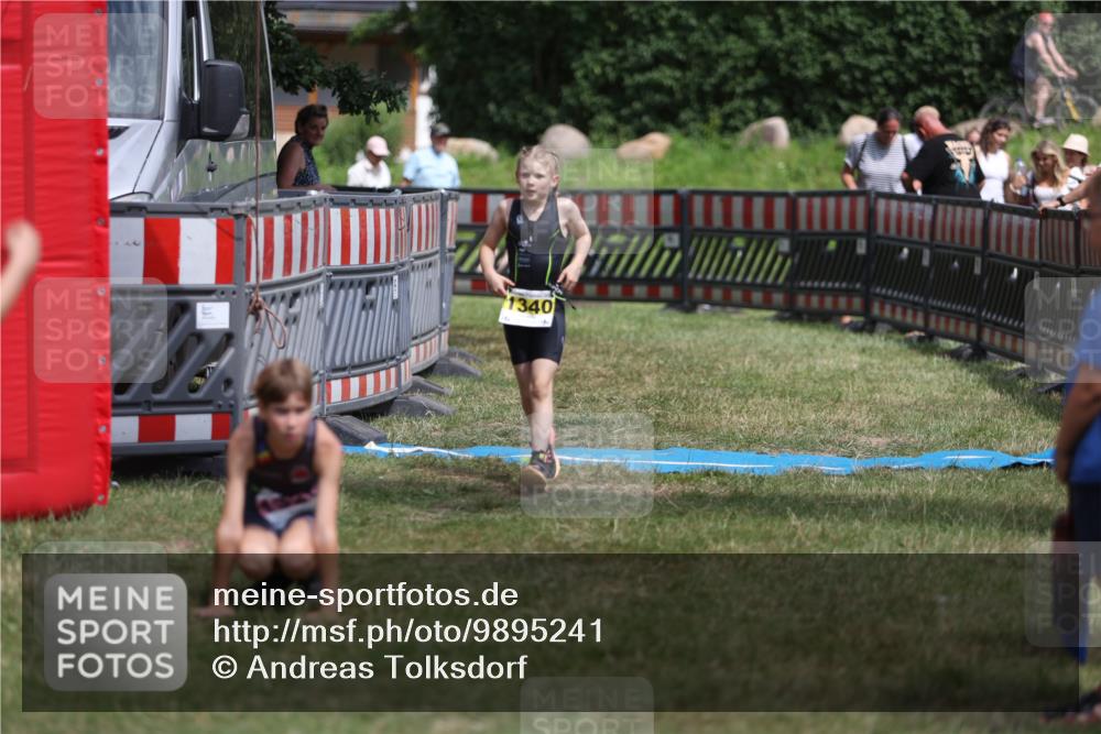 21.06.2026 - 29. Vierlanden-Triathlon Andreas Tolksdorf http://msf.ph/oto/9895241 21.06.2026 15:14:45 Ziel 1326, 1340, 1326, 1340 meine-sportfotos.de
