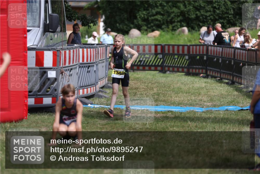 21.06.2026 - 29. Vierlanden-Triathlon Andreas Tolksdorf http://msf.ph/oto/9895247 21.06.2026 15:14:45 Ziel 1326, 1340, 1326, 1340 meine-sportfotos.de