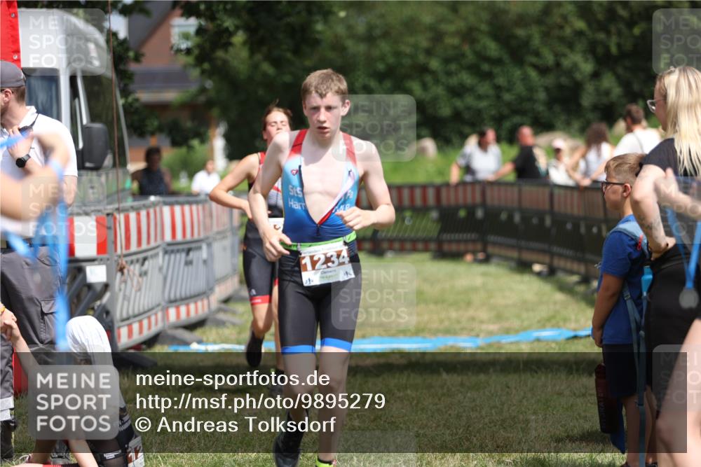 21.06.2026 - 29. Vierlanden-Triathlon Andreas Tolksdorf http://msf.ph/oto/9895279 21.06.2026 15:15:16 Ziel 1234, 1268, 1269, 1309, 1234, 1268, 1269, 1309 meine-sportfotos.de