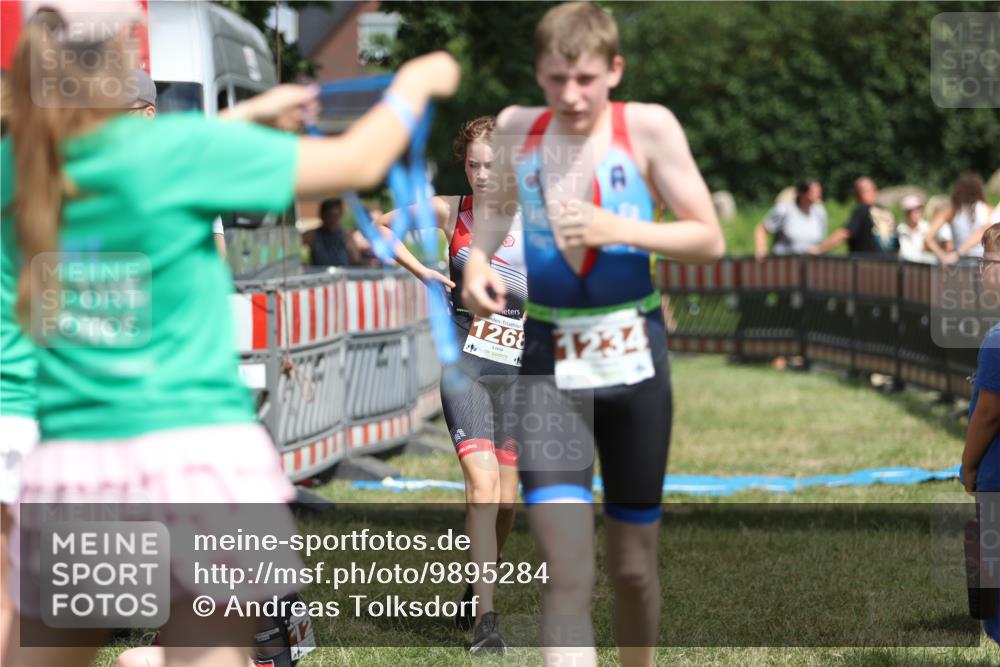 21.06.2026 - 29. Vierlanden-Triathlon Andreas Tolksdorf http://msf.ph/oto/9895284 21.06.2026 15:15:17 Ziel 1234, 1268, 1269, 1309, 1234, 1268, 1269, 1309 meine-sportfotos.de