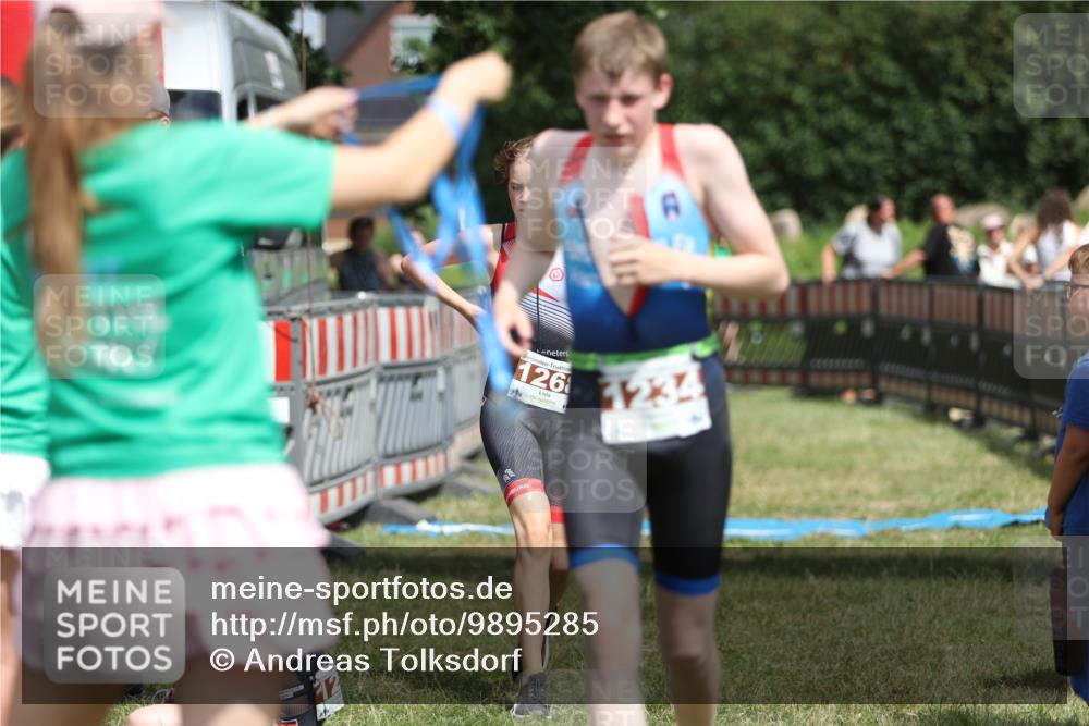 21.06.2026 - 29. Vierlanden-Triathlon Andreas Tolksdorf http://msf.ph/oto/9895285 21.06.2026 15:15:17 Ziel 1234, 1268, 1269, 1309, 1234, 1268, 1269, 1309 meine-sportfotos.de