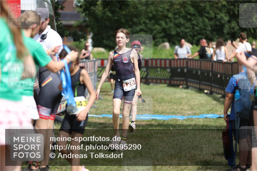 21.06.2026 - 29. Vierlanden-Triathlon Andreas Tolksdorf http://msf.ph/oto/9895290 21.06.2026 15:15:23 Ziel 1236, 1269, 1294, 1309, 1236, 1269, 1294, 1309 meine-sportfotos.de
