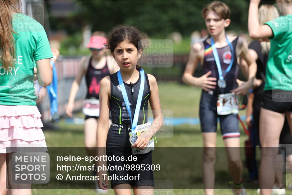 21.06.2026 - 29. Vierlanden-Triathlon Andreas Tolksdorf http://msf.ph/oto/9895309 21.06.2026 15:15:27 Ziel 1236, 1269, 1294, 1309, 1236, 1269, 1294, 1309 meine-sportfotos.de