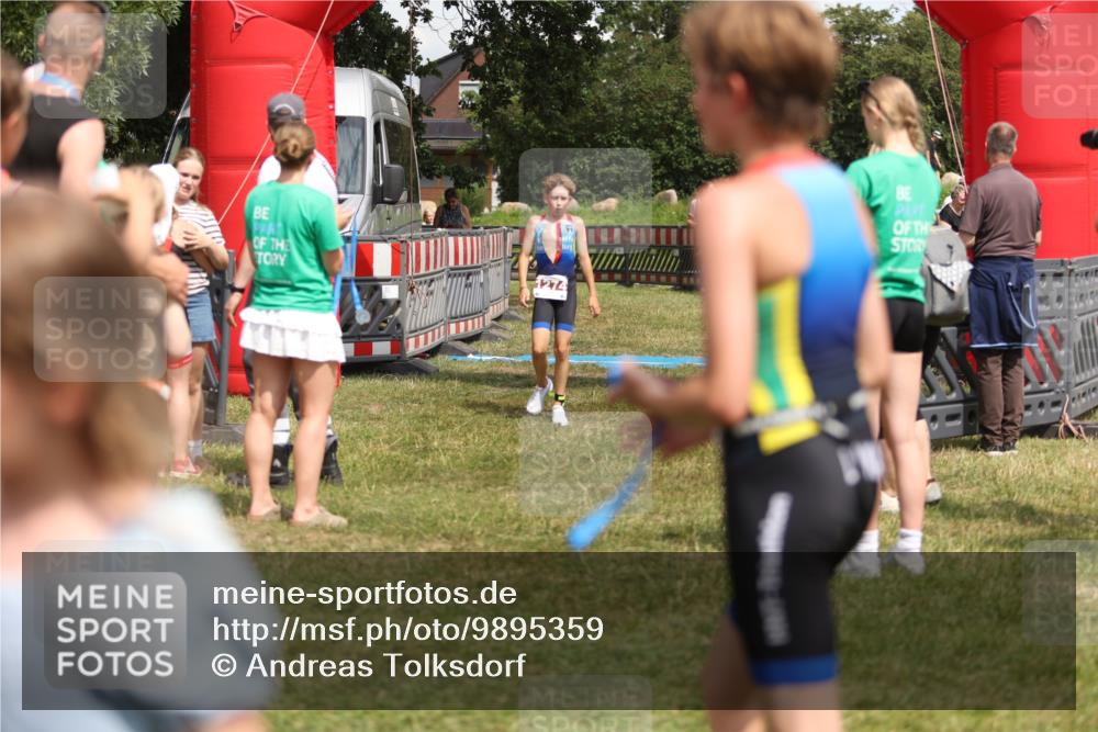 21.06.2026 - 29. Vierlanden-Triathlon Andreas Tolksdorf http://msf.ph/oto/9895359 21.06.2026 15:15:55 Ziel 1274, 1339, 1347, 1274, 1339, 1347 meine-sportfotos.de