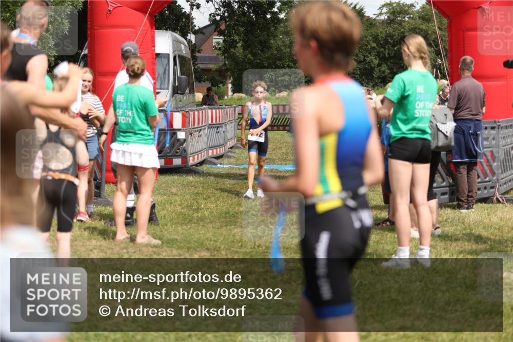 21.06.2026 - 29. Vierlanden-Triathlon Andreas Tolksdorf http://msf.ph/oto/9895362 21.06.2026 15:15:55 Ziel 1274, 1339, 1347, 1274, 1339, 1347 meine-sportfotos.de