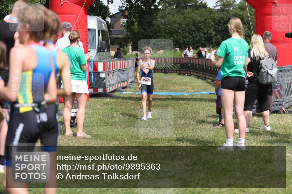 21.06.2026 - 29. Vierlanden-Triathlon Andreas Tolksdorf http://msf.ph/oto/9895363 21.06.2026 15:15:56 Ziel 1274, 1339, 1347, 1274, 1339, 1347 meine-sportfotos.de