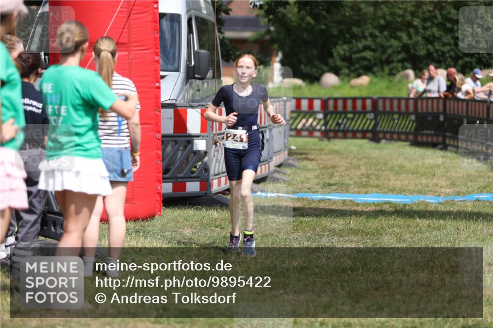 21.06.2026 - 29. Vierlanden-Triathlon Andreas Tolksdorf http://msf.ph/oto/9895422 21.06.2026 15:17:25 Ziel 1241, 1316, 1241, 1316 meine-sportfotos.de