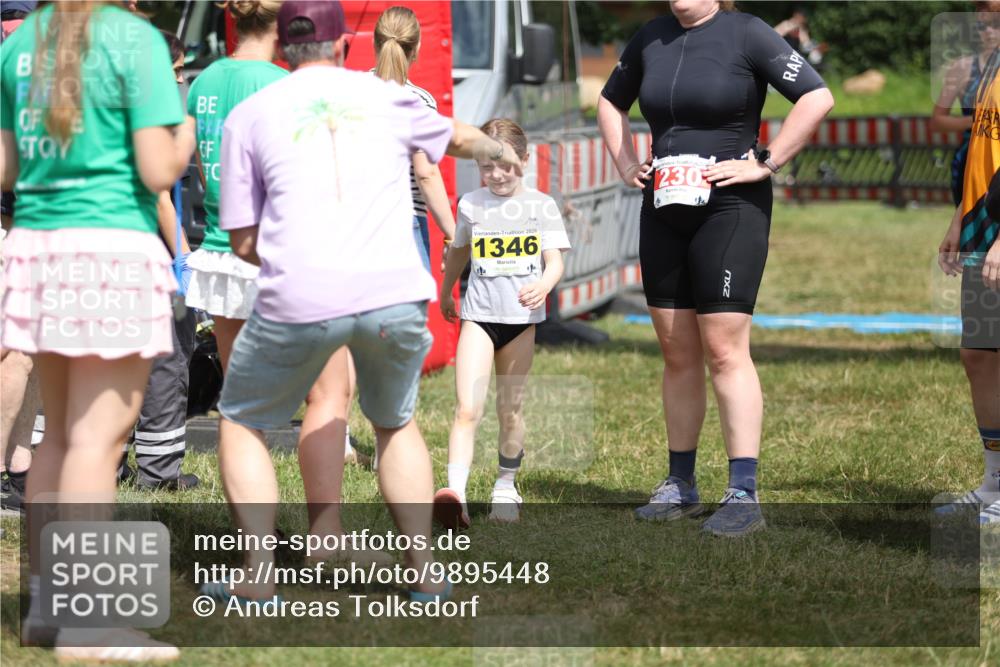 21.06.2026 - 29. Vierlanden-Triathlon Andreas Tolksdorf http://msf.ph/oto/9895448 21.06.2026 15:17:55 Ziel 1238, 1242, 1277, 1279, 1346, 1238, 1242, 1277, 1279, 1346 meine-sportfotos.de