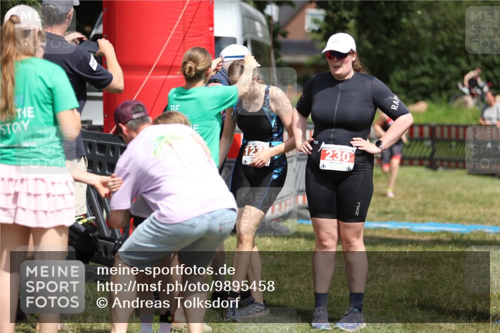 21.06.2026 - 29. Vierlanden-Triathlon Andreas Tolksdorf http://msf.ph/oto/9895458 21.06.2026 15:17:58 Ziel 1238, 1242, 1277, 1279, 1346, 1238, 1242, 1277, 1279, 1346 meine-sportfotos.de