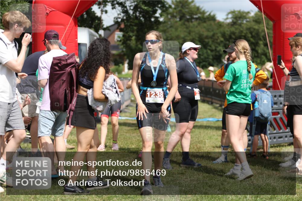 21.06.2026 - 29. Vierlanden-Triathlon Andreas Tolksdorf http://msf.ph/oto/9895469 21.06.2026 15:18:03 Ziel 1242, 1243, 1277, 1279, 1242, 1243, 1277, 1279 meine-sportfotos.de