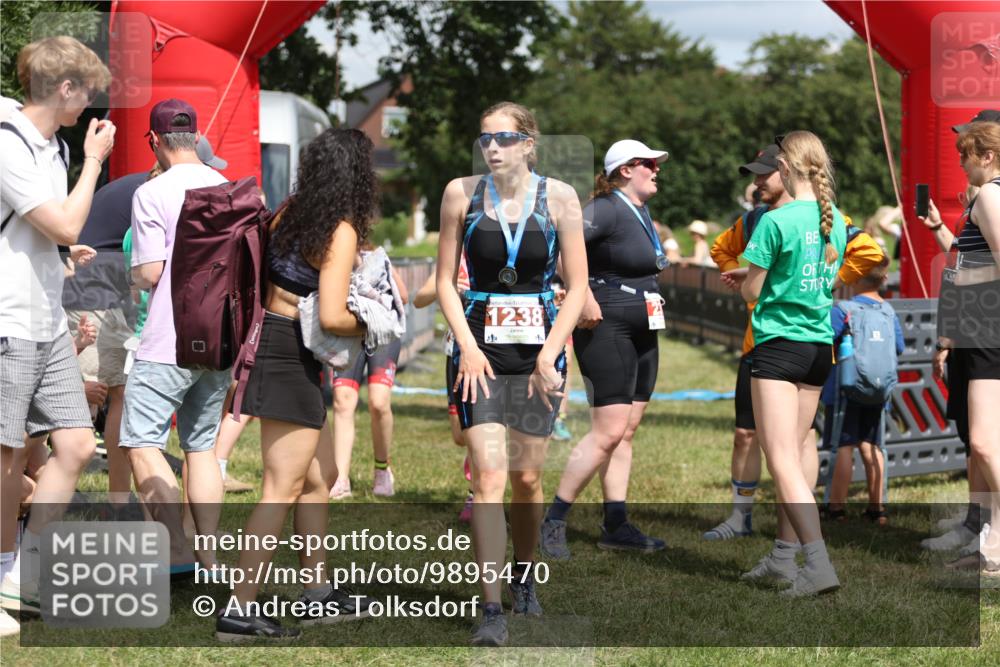 21.06.2026 - 29. Vierlanden-Triathlon Andreas Tolksdorf http://msf.ph/oto/9895470 21.06.2026 15:18:03 Ziel 1242, 1243, 1277, 1279, 1242, 1243, 1277, 1279 meine-sportfotos.de