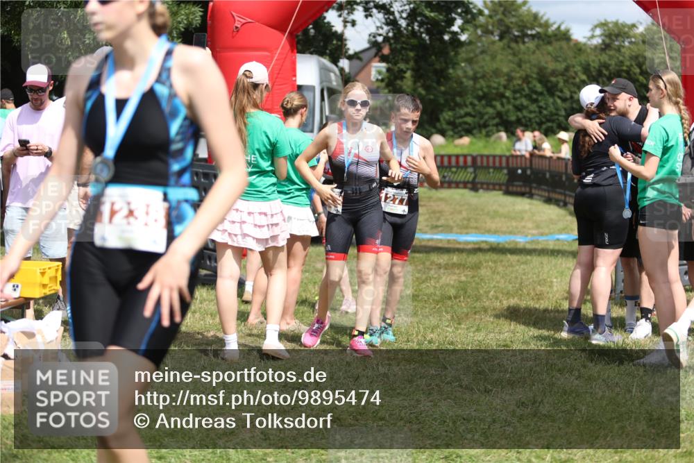 21.06.2026 - 29. Vierlanden-Triathlon Andreas Tolksdorf http://msf.ph/oto/9895474 21.06.2026 15:18:07 Ziel 1242, 1243, 1277, 1279, 1242, 1243, 1277, 1279 meine-sportfotos.de