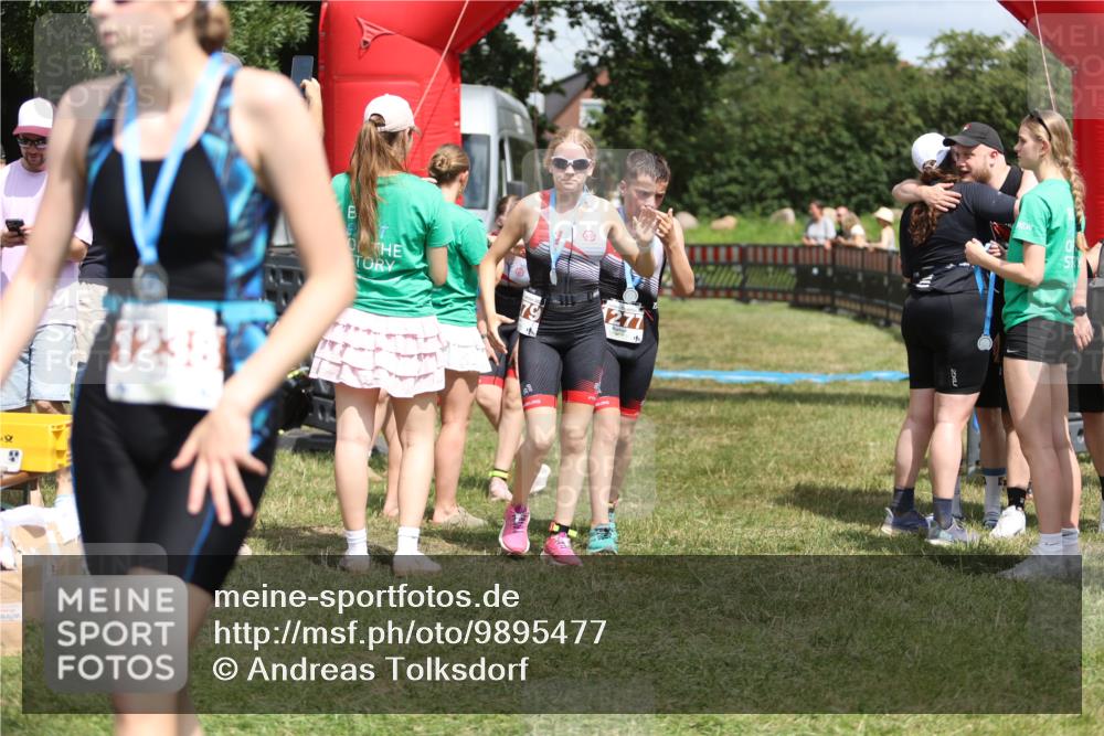 21.06.2026 - 29. Vierlanden-Triathlon Andreas Tolksdorf http://msf.ph/oto/9895477 21.06.2026 15:18:07 Ziel 1242, 1243, 1277, 1279, 1242, 1243, 1277, 1279 meine-sportfotos.de