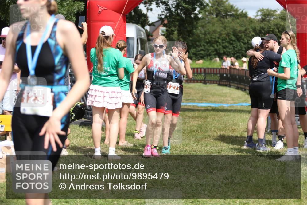 21.06.2026 - 29. Vierlanden-Triathlon Andreas Tolksdorf http://msf.ph/oto/9895479 21.06.2026 15:18:07 Ziel 1242, 1243, 1277, 1279, 1242, 1243, 1277, 1279 meine-sportfotos.de